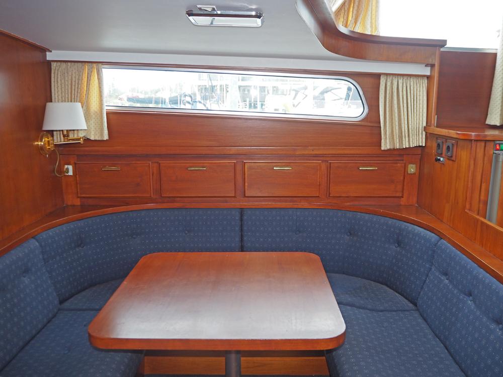 Vorschiff, Innenausstattung